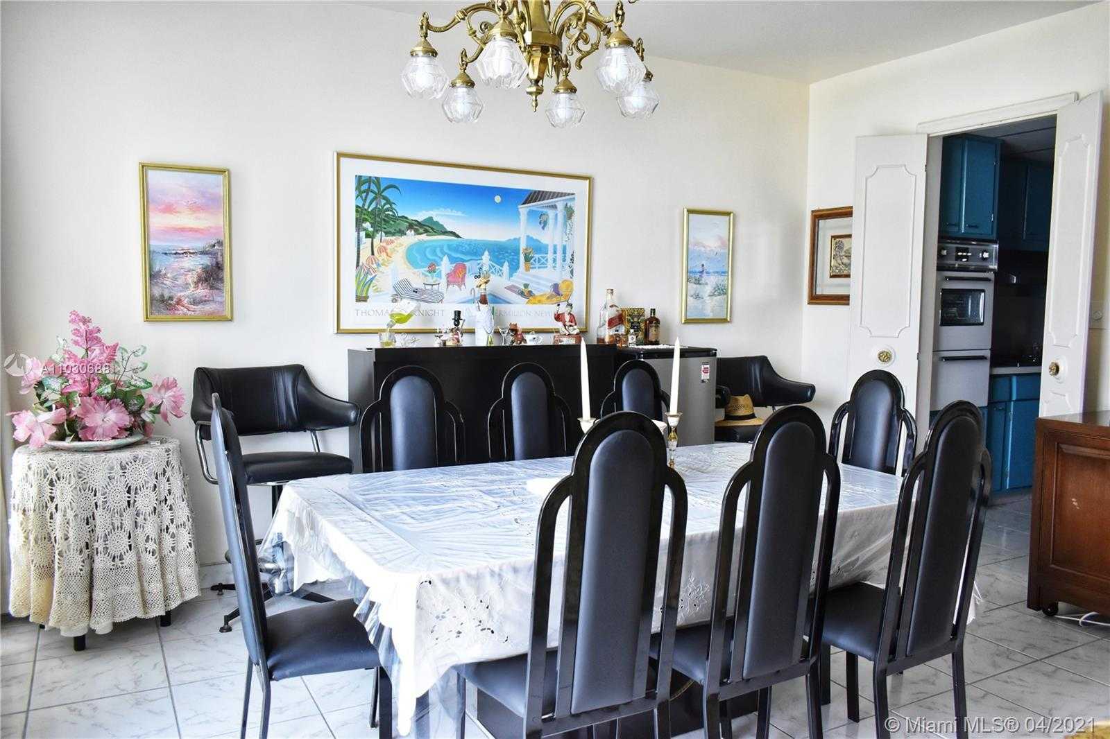 Small Image of 5055 COLLINS AVE #8L, Miami Beach Number 11