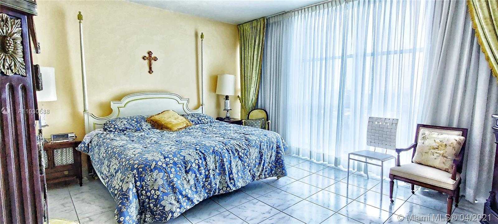 Small Image of 5055 COLLINS AVE #8L, Miami Beach Number 15