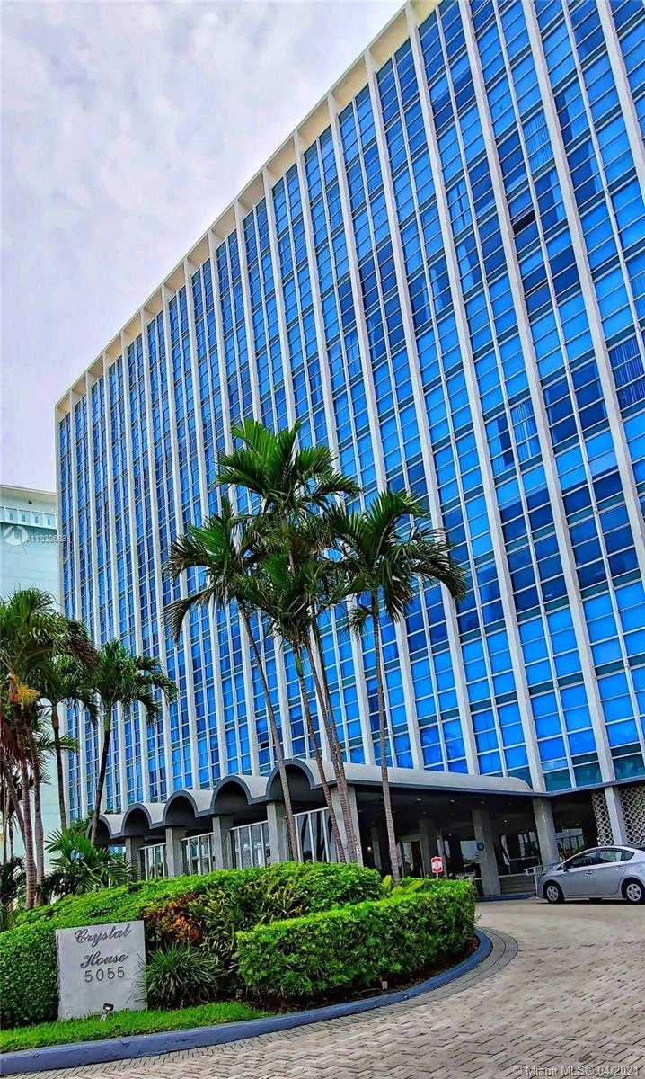 Small Image of 5055 COLLINS AVE #8L, Miami Beach Number 2