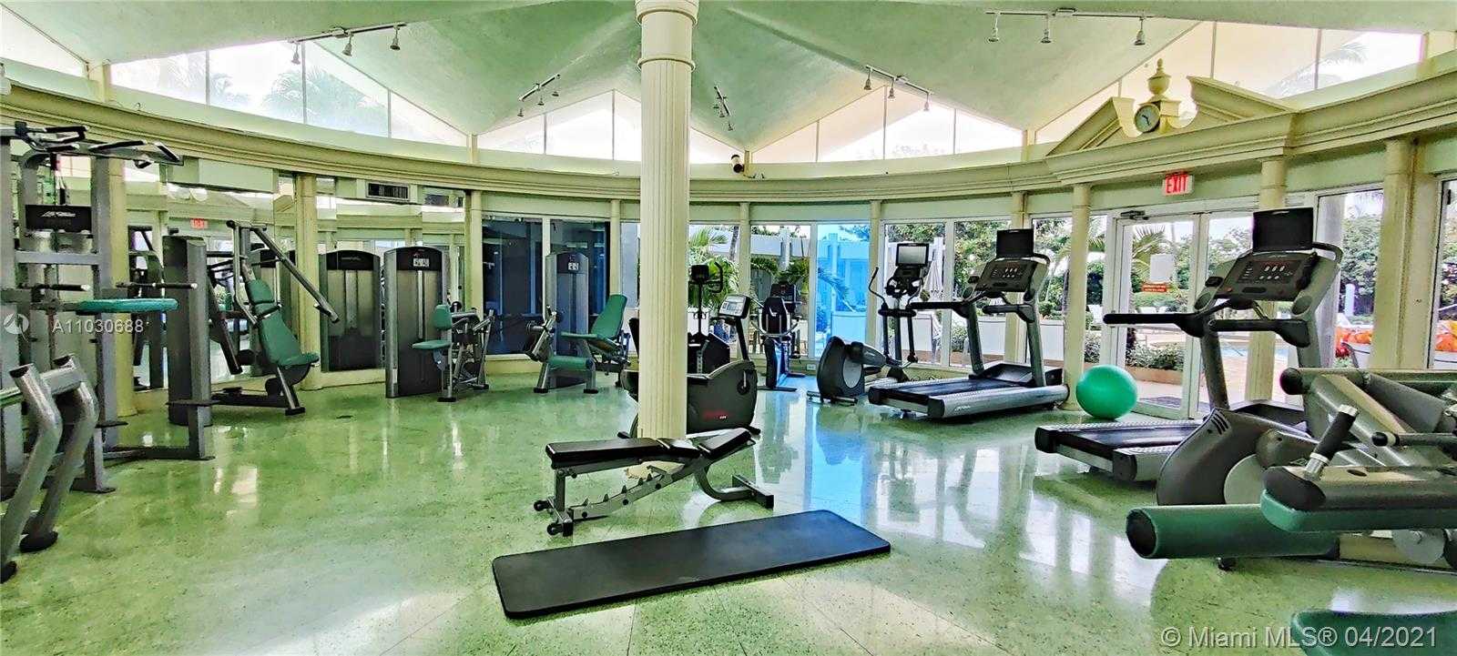 Small Image of 5055 COLLINS AVE #8L, Miami Beach Number 24