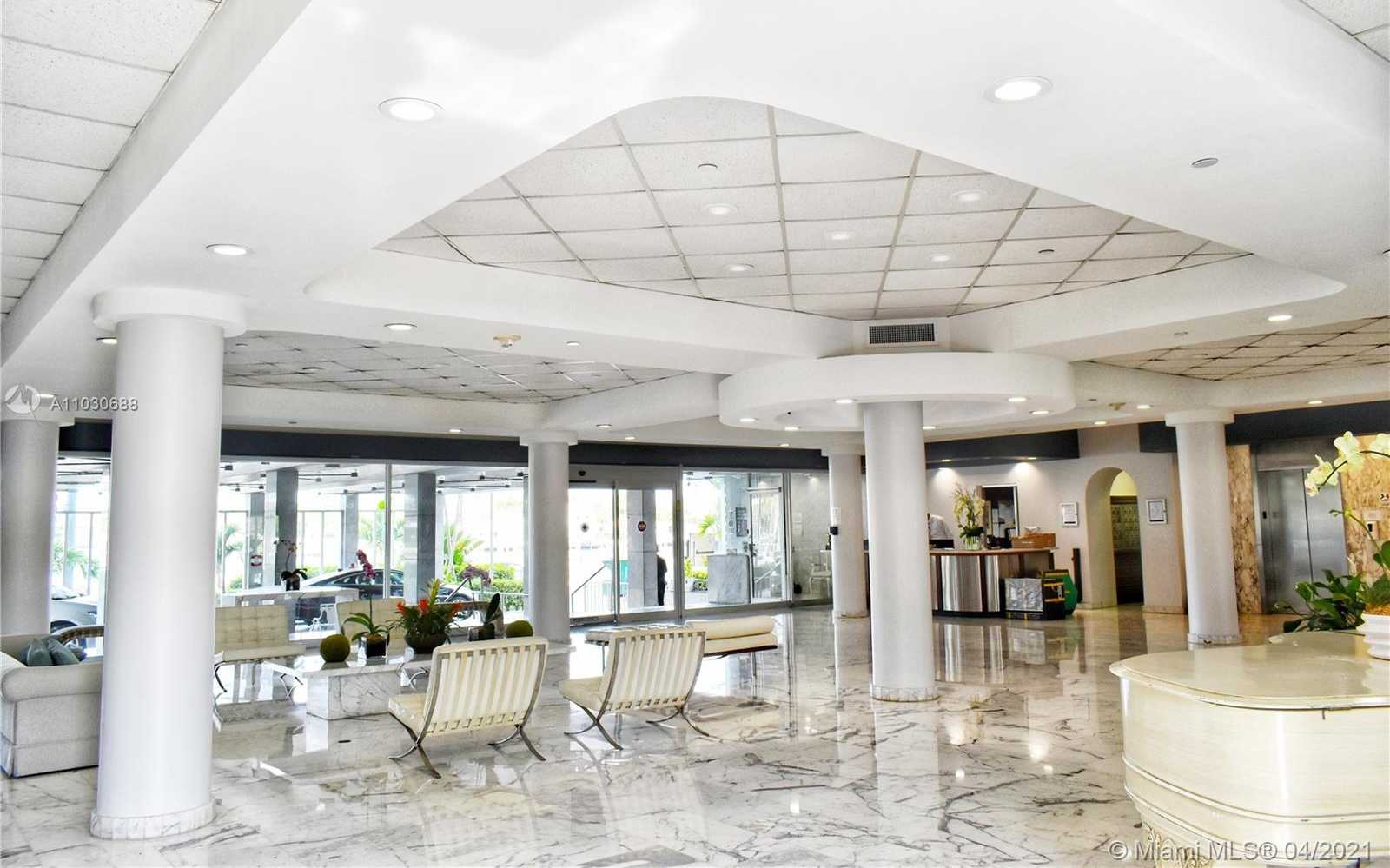 Small Image of 5055 COLLINS AVE #8L, Miami Beach Number 3