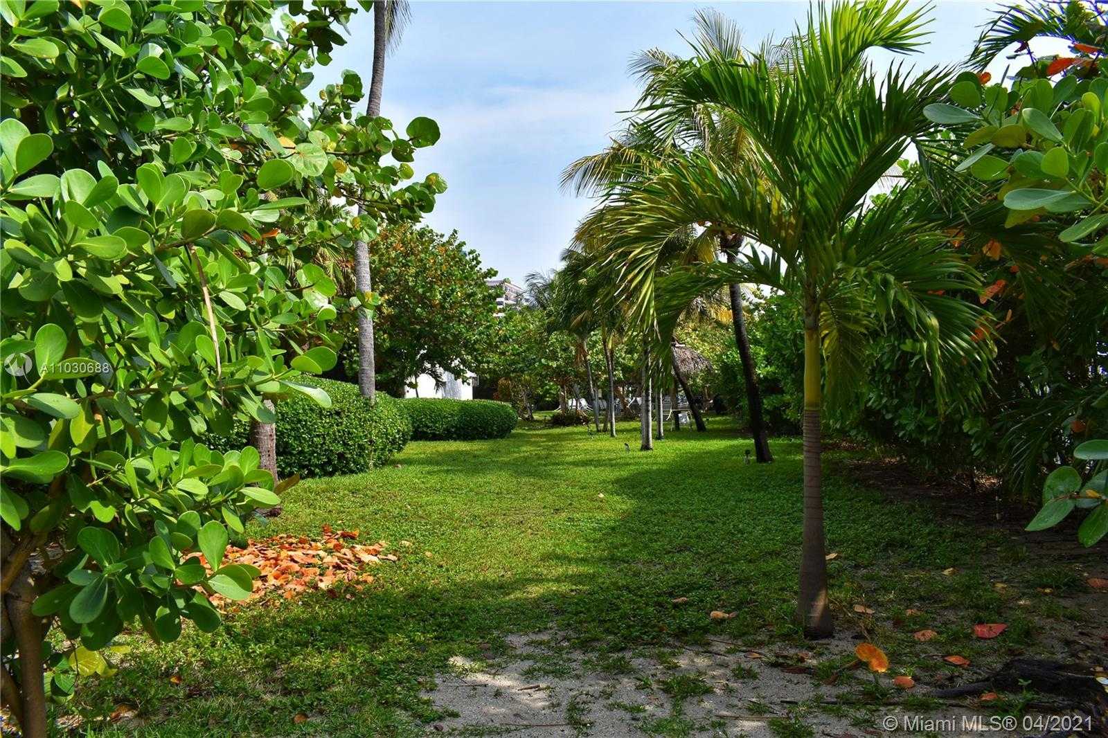 Small Image of 5055 COLLINS AVE #8L, Miami Beach Number 32