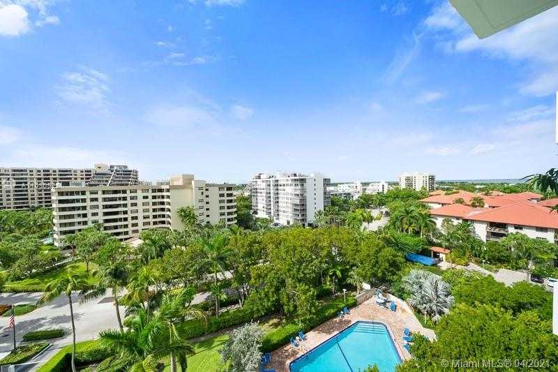 Small Image of 155 OCEAN LANE DR #907, Key Biscayne Number 11