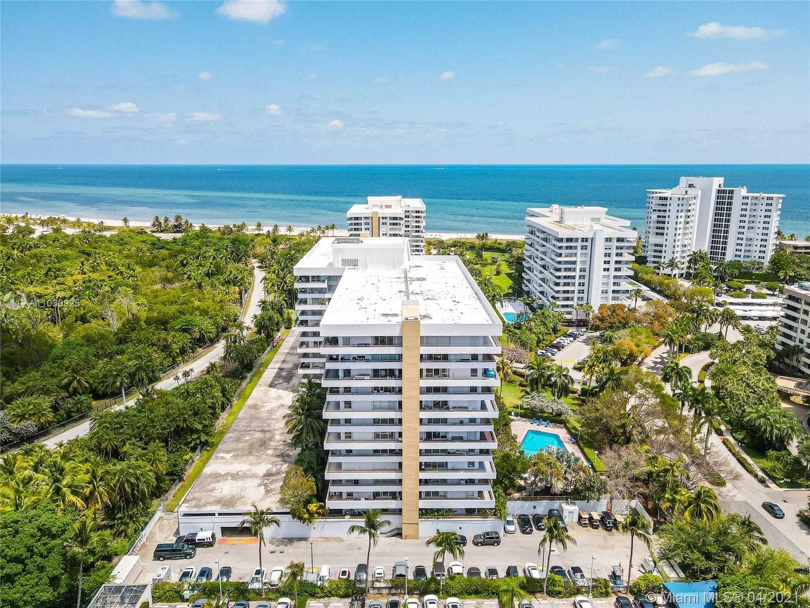 Small Image of 155 OCEAN LANE DR #907, Key Biscayne Number 14
