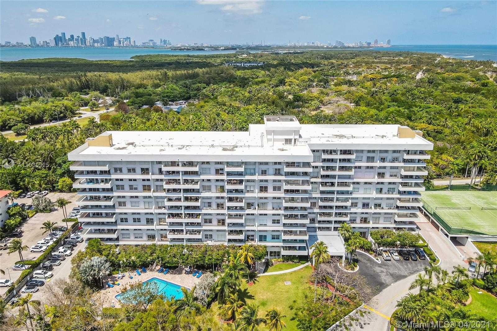 Small Image of 155 OCEAN LANE DR #907, Key Biscayne Number 16