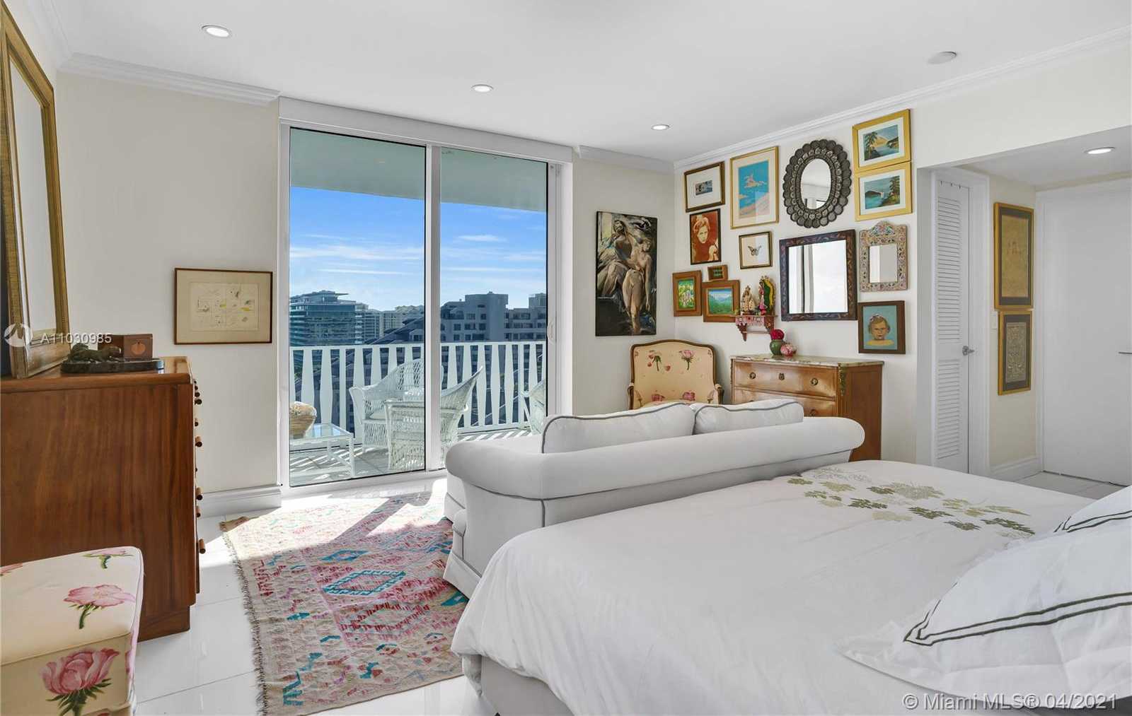 Small Image of 200 OCEAN LANE DR #PA2/4, Key Biscayne Number 14