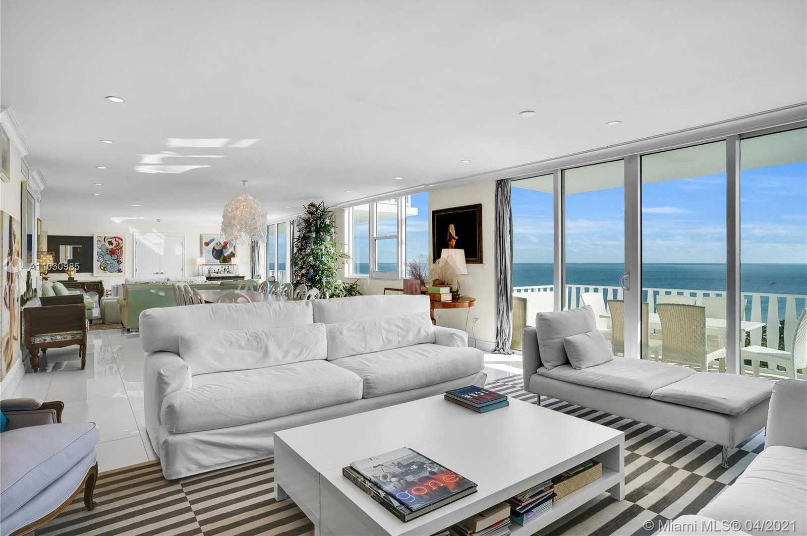 Small Image of 200 OCEAN LANE DR #PA2/4, Key Biscayne Number 2