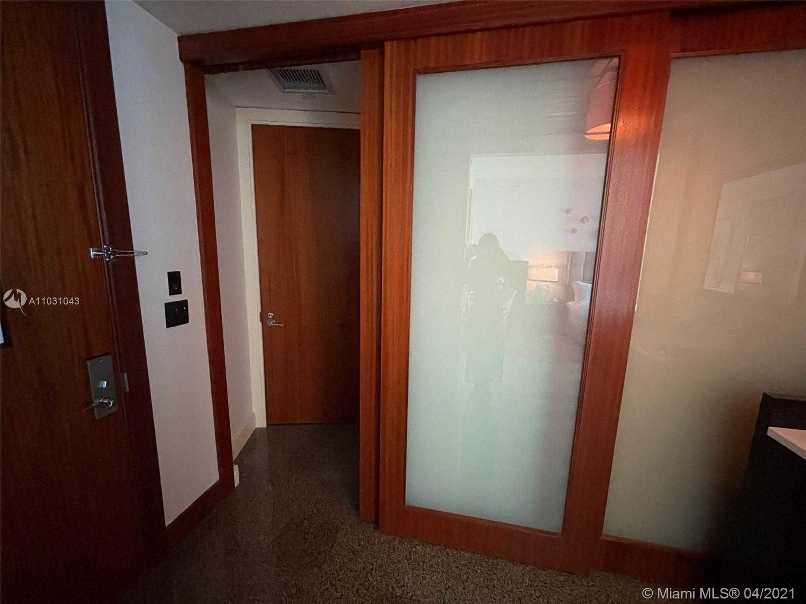 Small Image of 10295 COLLINS AVE #911, Bal Harbour Number 19