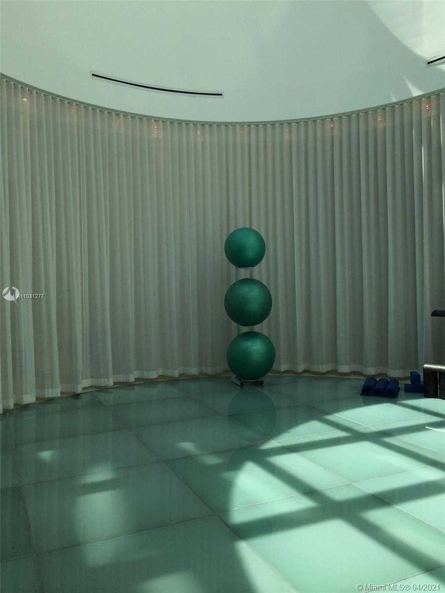 Small Image of 450 ALTON RD #1808, Miami Beach Number 22