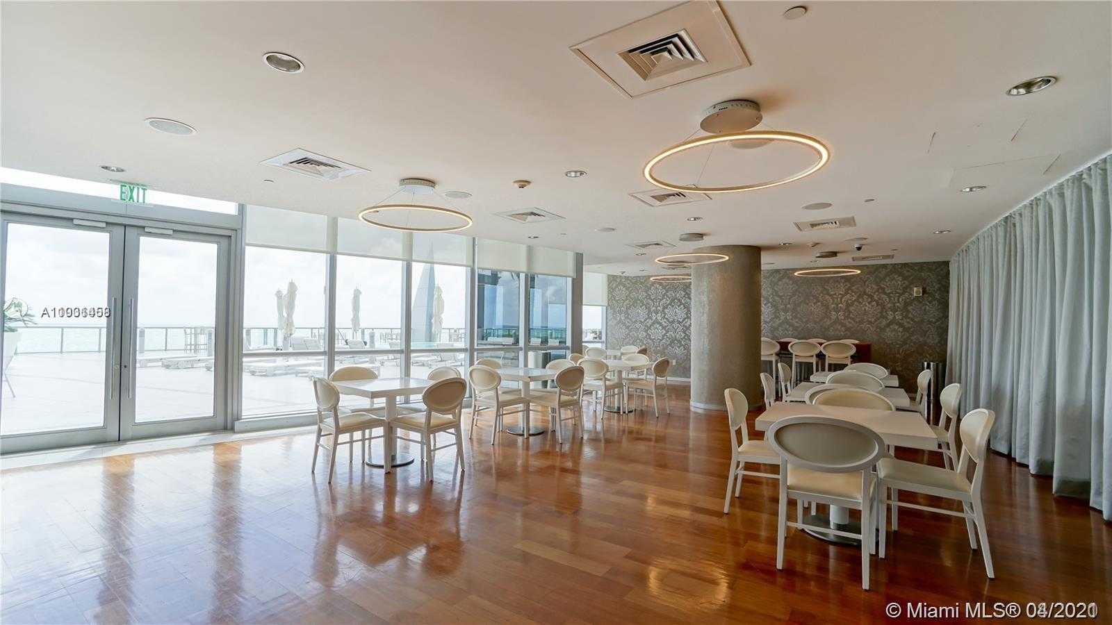 Small Image of 68 SOUTH EAST 6TH ST #2505, Miami Number 4