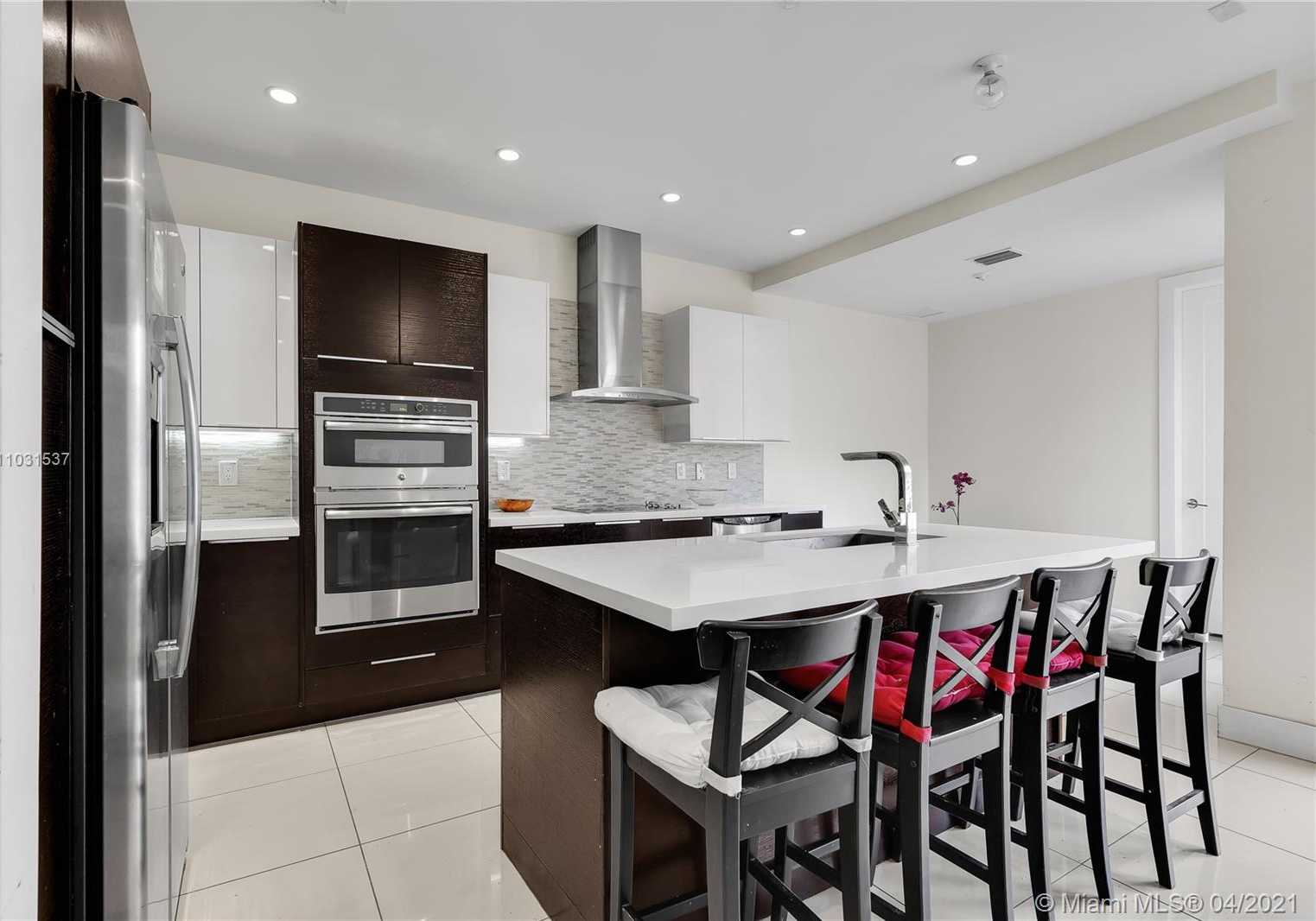 Small Image of 10535 NORTH WEST 63RD TER, Doral Number 4
