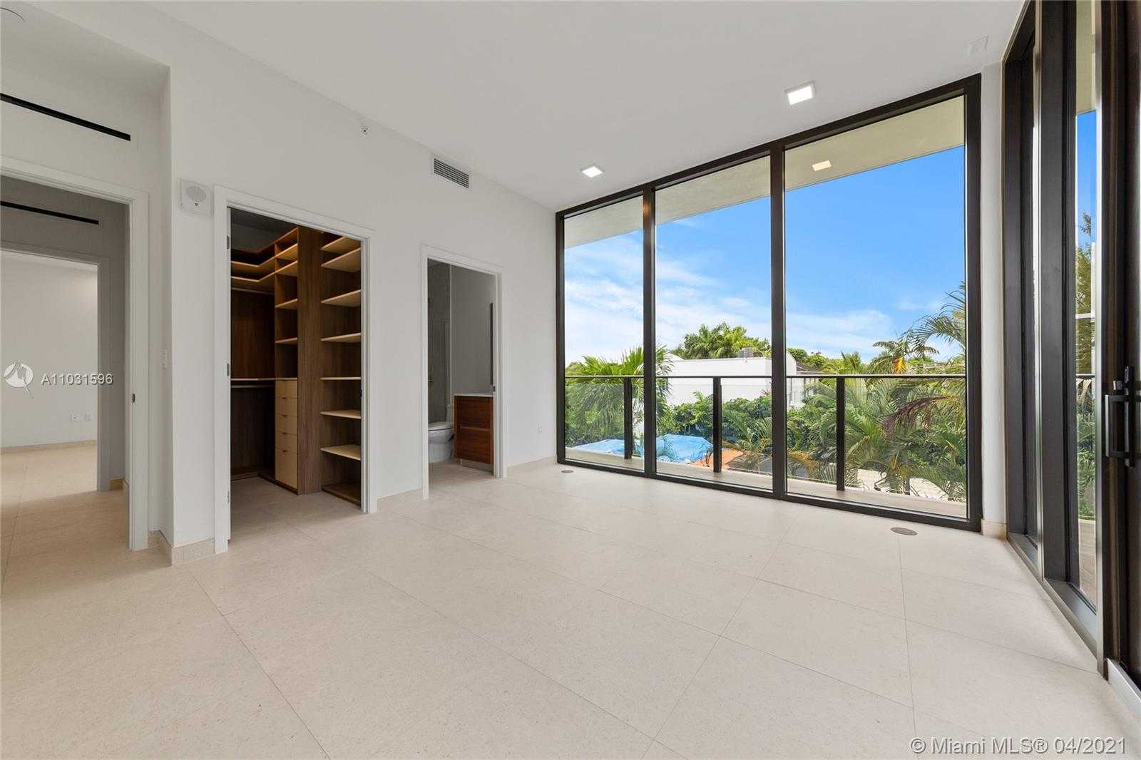 Small Image of 3581 EAST GLENCOE #308, Coconut Grove Number 10