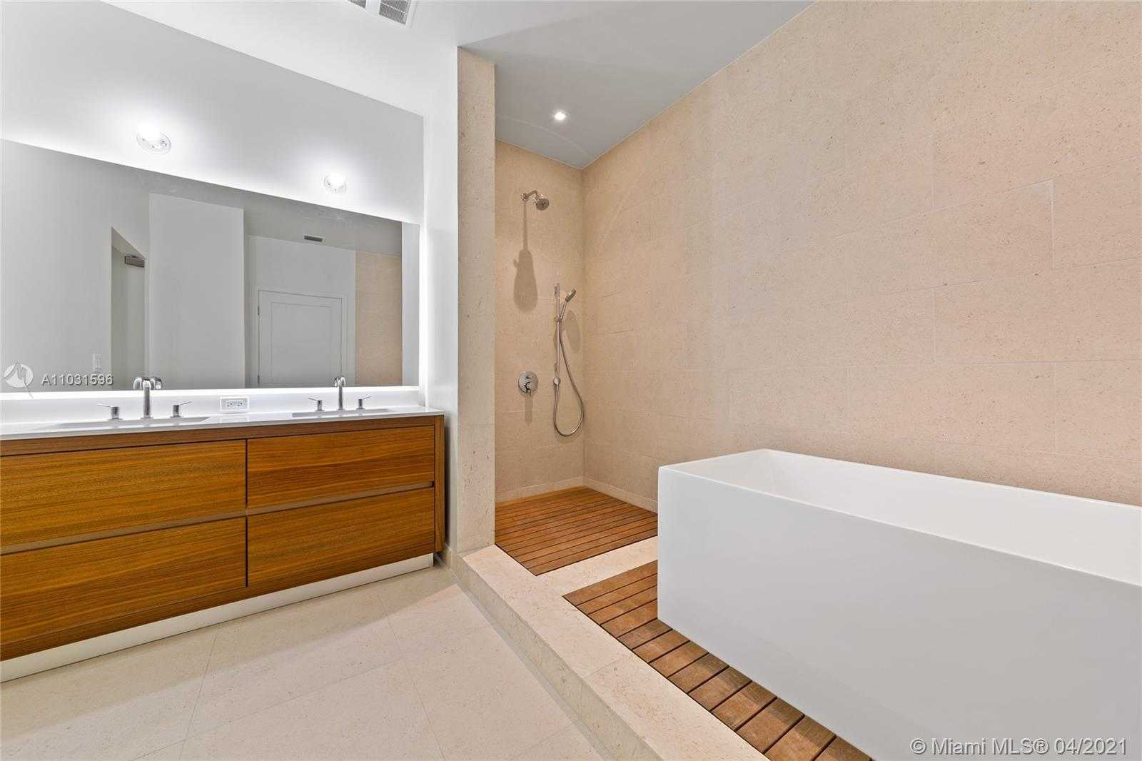 Small Image of 3581 EAST GLENCOE #308, Coconut Grove Number 16