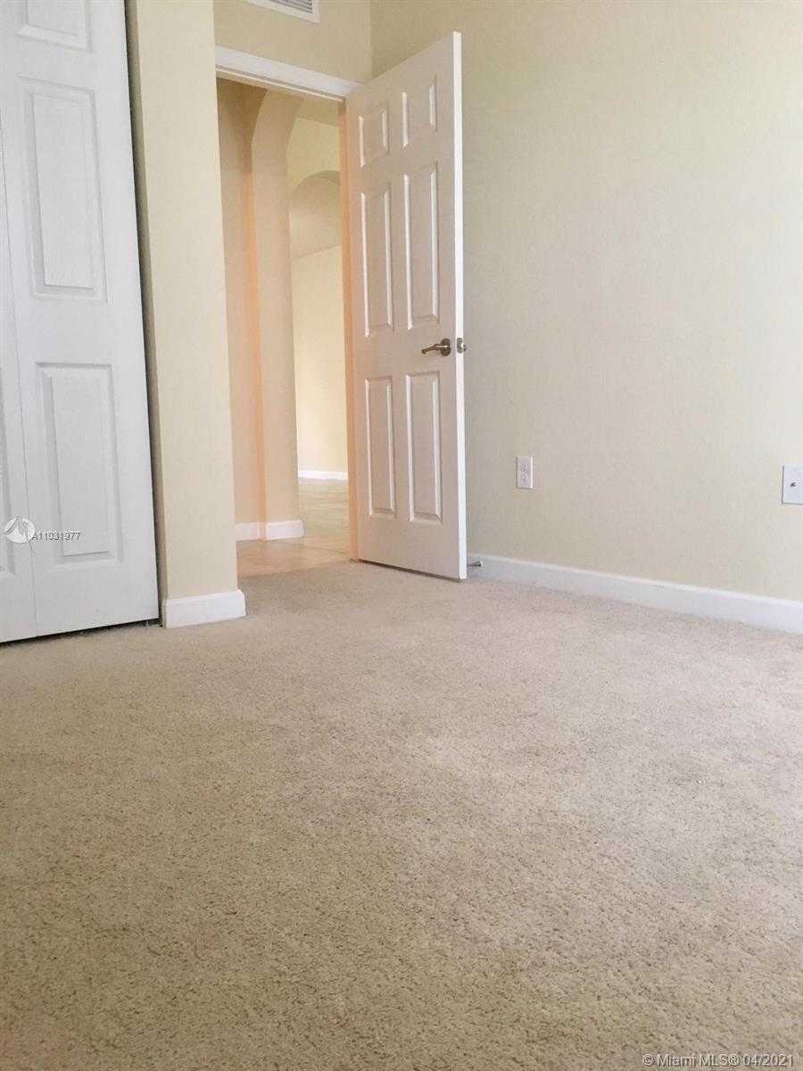 Small Image of 9451 SOUTH WEST 172ND AVE #9451, Miami Number 24