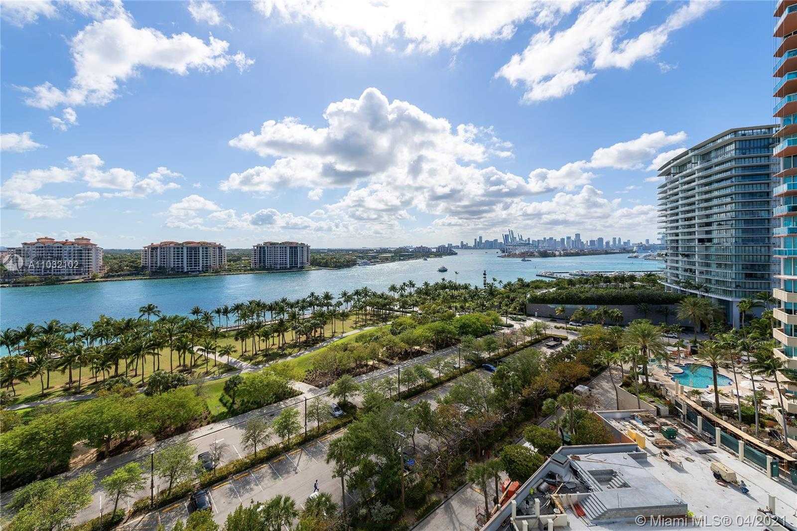 Small Image of 400 SOUTH POINTE DR #1205, Miami Beach Number 2