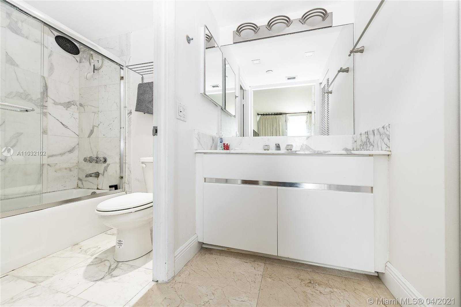 Small Image of 400 SOUTH POINTE DR #1205, Miami Beach Number 23