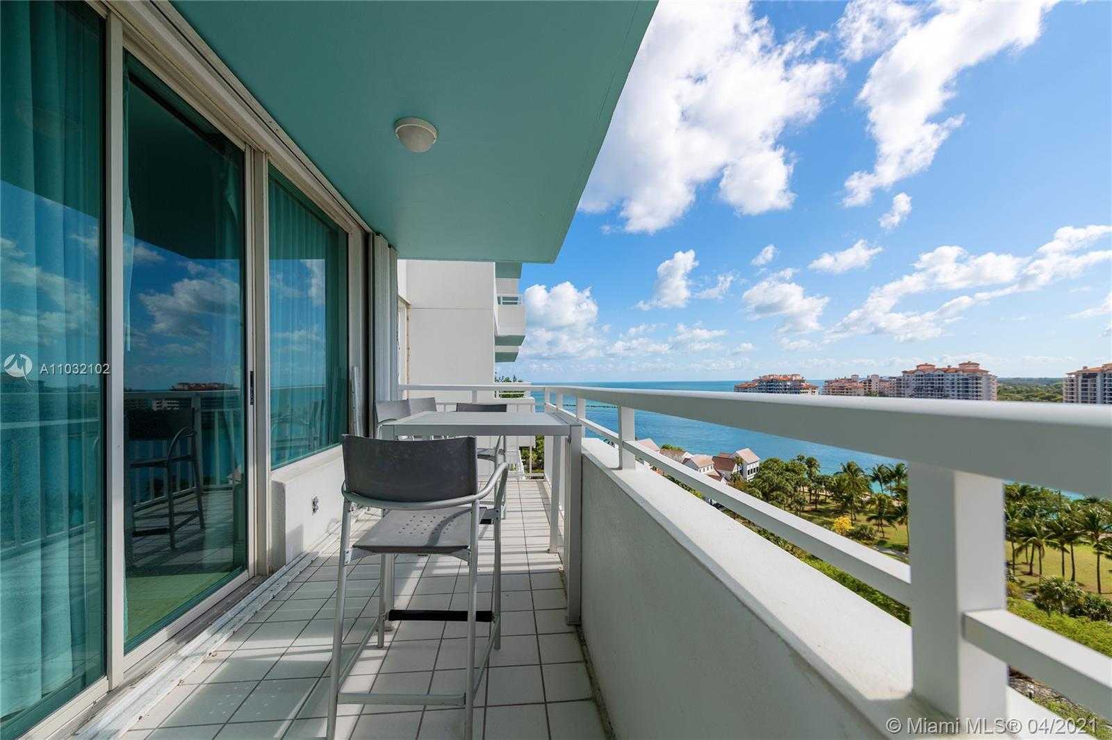 Small Image of 400 SOUTH POINTE DR #1205, Miami Beach Number 4