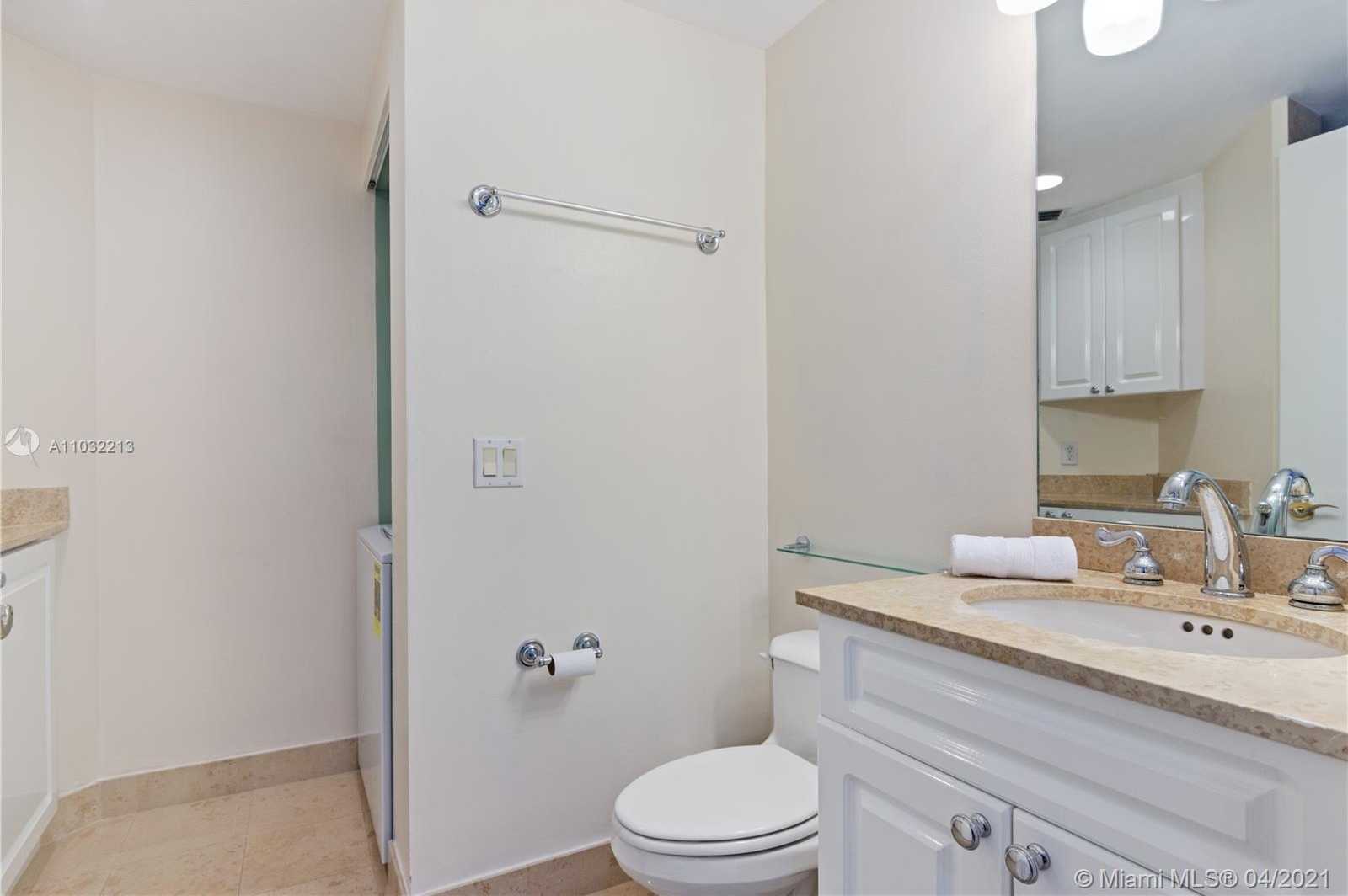 Small Image of 4779 COLLINS AVE #1206, Miami Beach Number 10