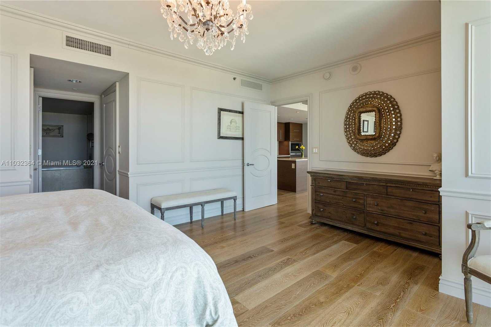 Small Image of 465 BRICKELL AVE #3501, Miami Number 6