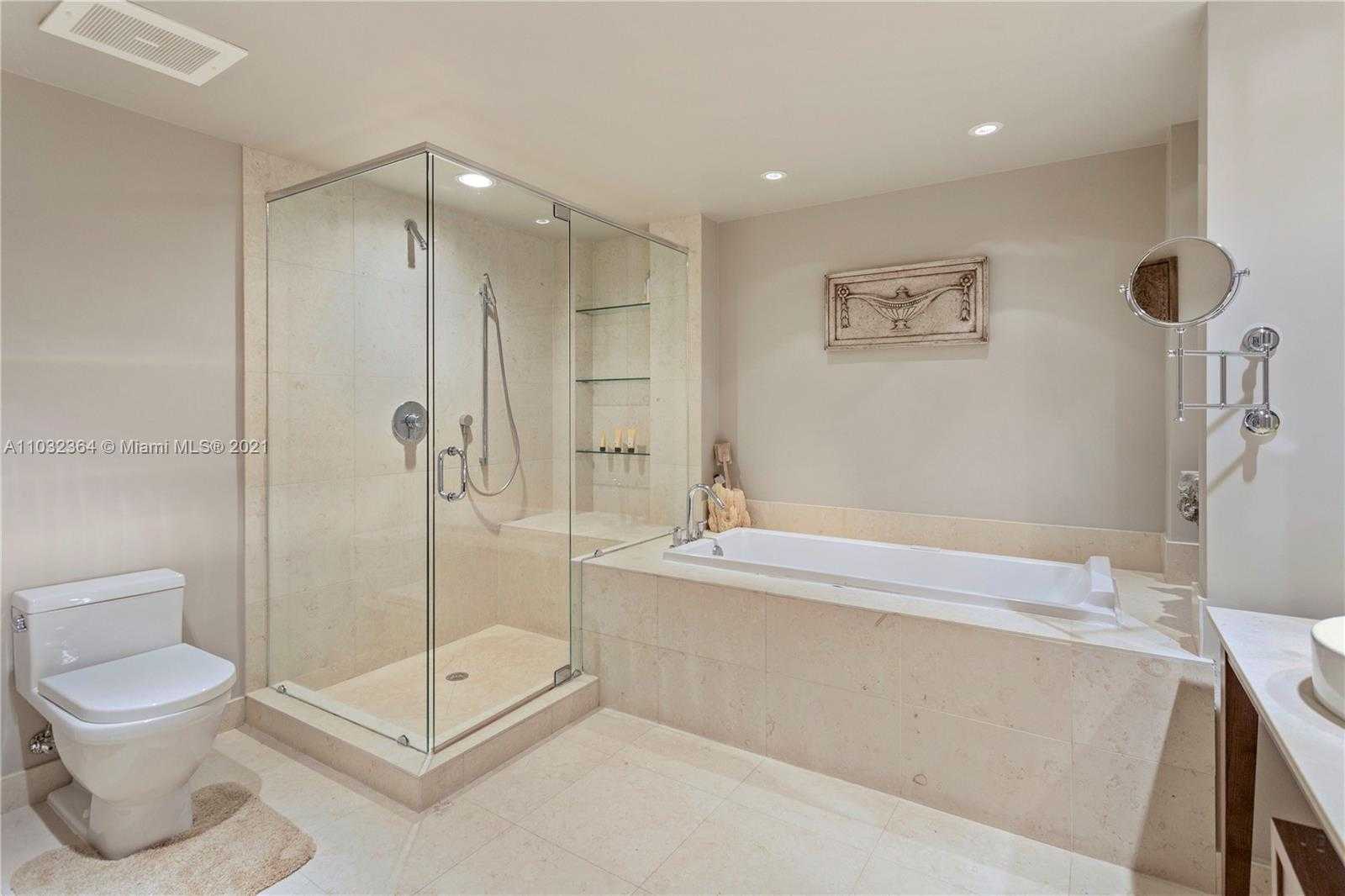 Small Image of 465 BRICKELL AVE #3501, Miami Number 7
