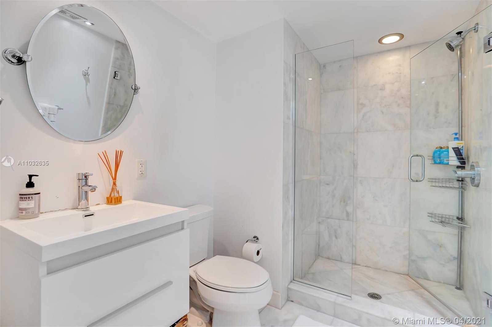 Small Image of 421 MERIDIAN AVE #21, Miami Beach Number 12