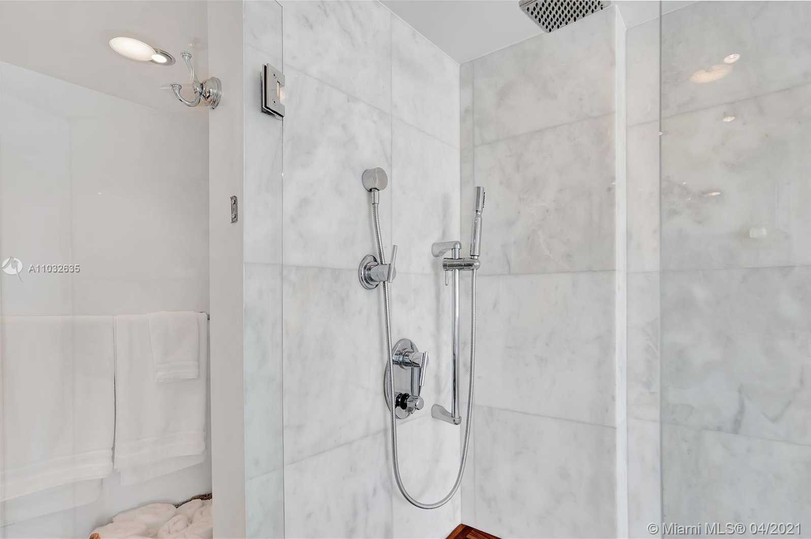 Small Image of 421 MERIDIAN AVE #21, Miami Beach Number 13