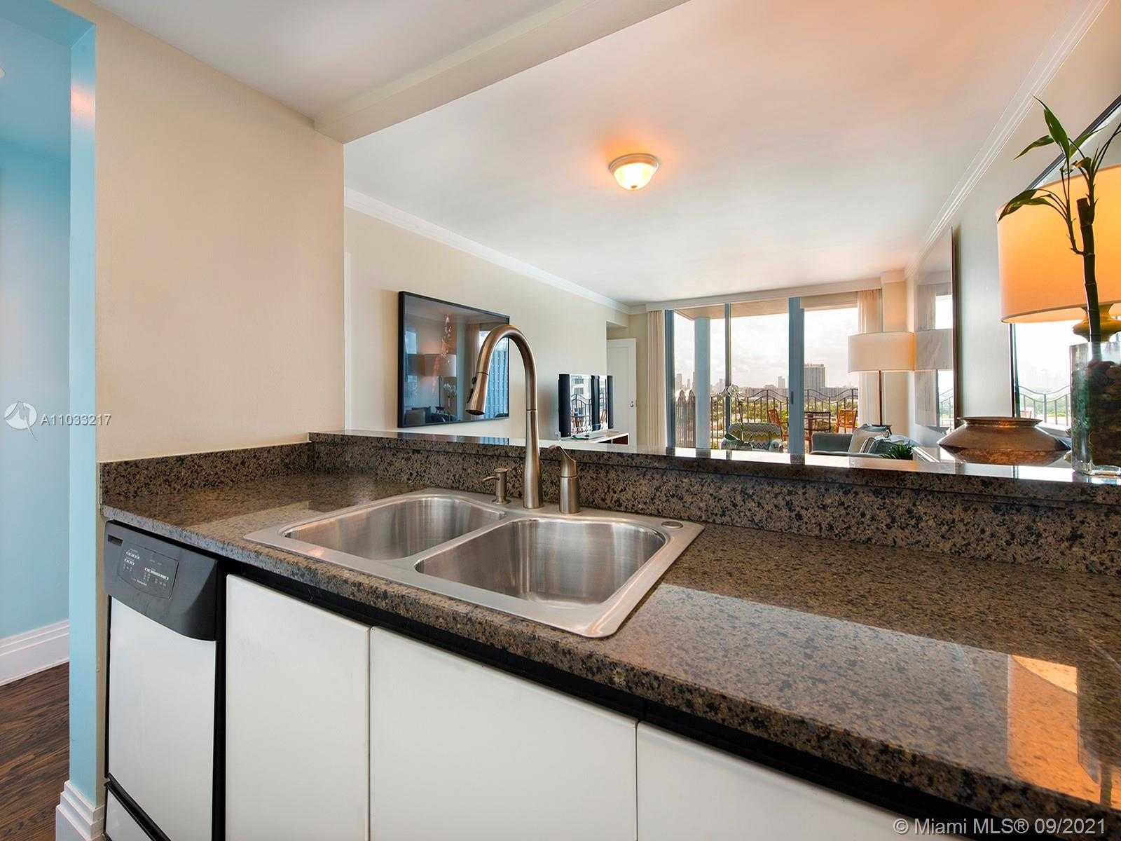 Small Image of 1500 OCEAN DR #1210, Miami Beach Number 9