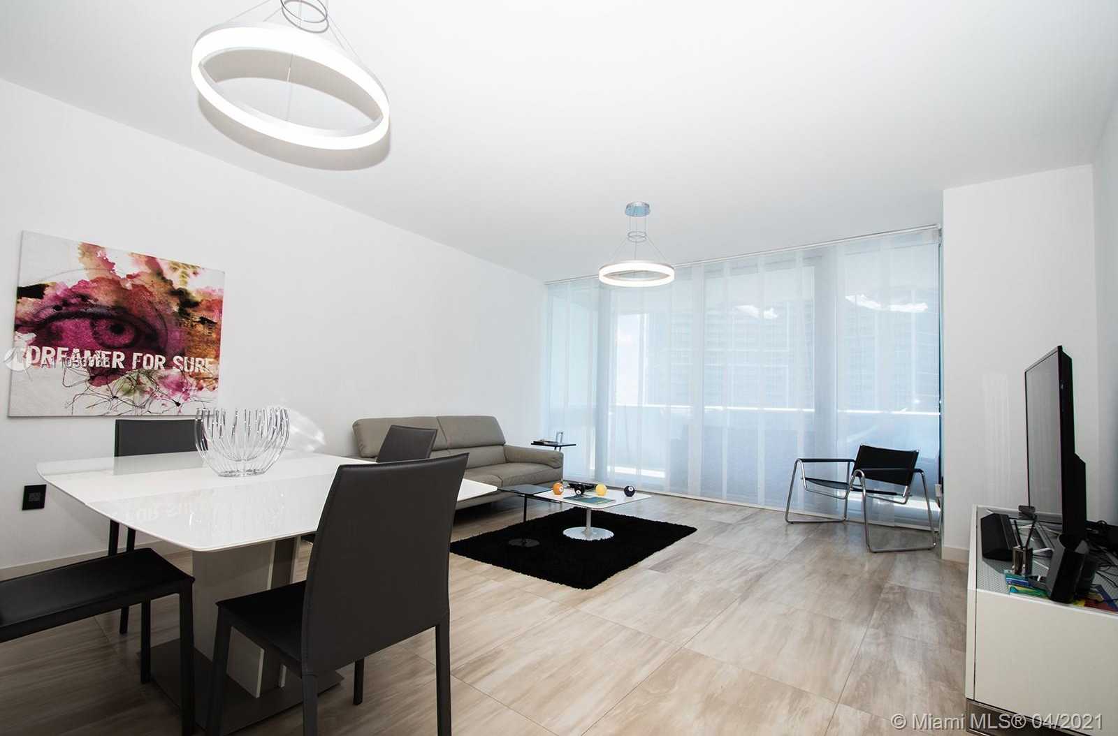 Small Image of 200 BISCAYNE BOULEVARD WAY #3806, Miami Number 15