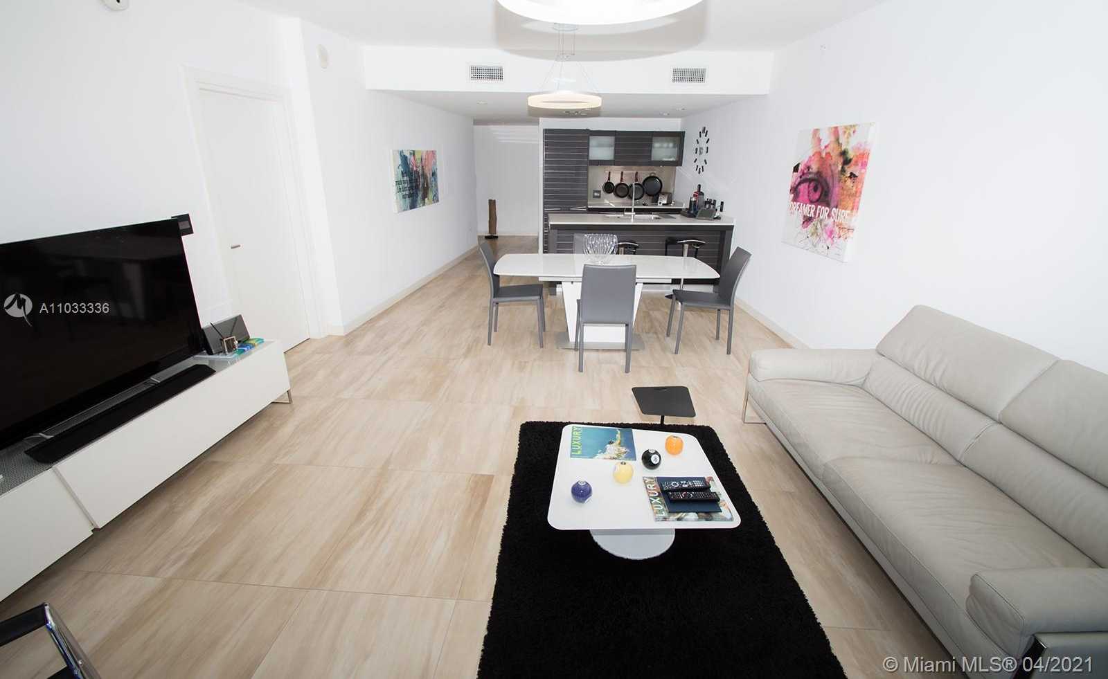 Small Image of 200 BISCAYNE BOULEVARD WAY #3806, Miami Number 9