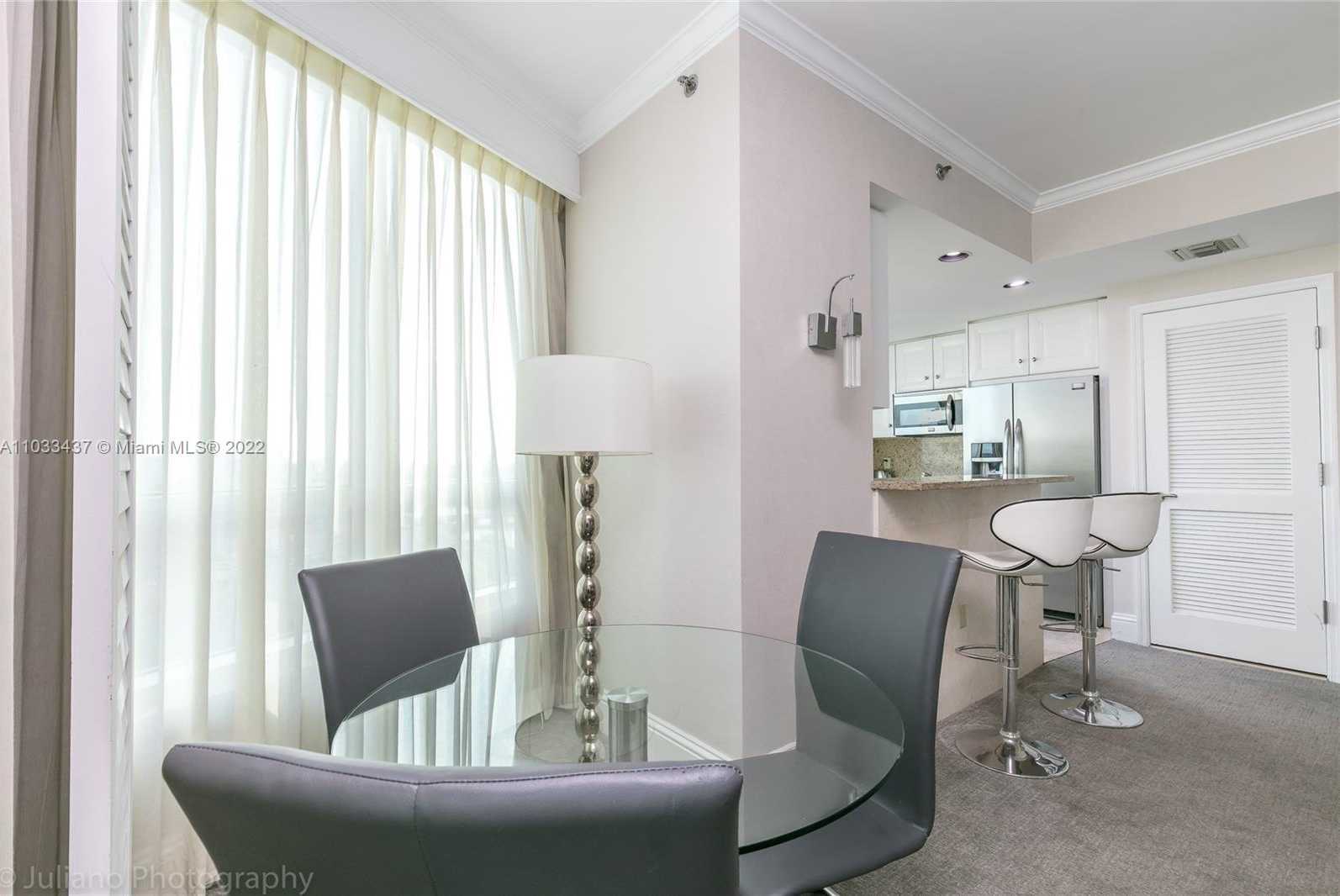 Small Image of 4401 COLLINS AVE #1104, Miami Beach Number 16