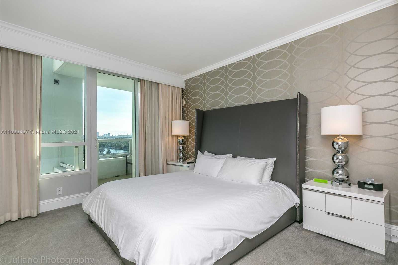 Small Image of 4401 COLLINS AVE #1104, Miami Beach Number 17