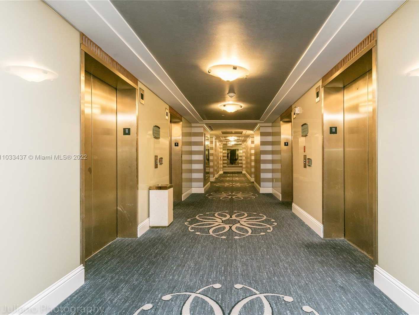 Small Image of 4401 COLLINS AVE #1104, Miami Beach Number 30
