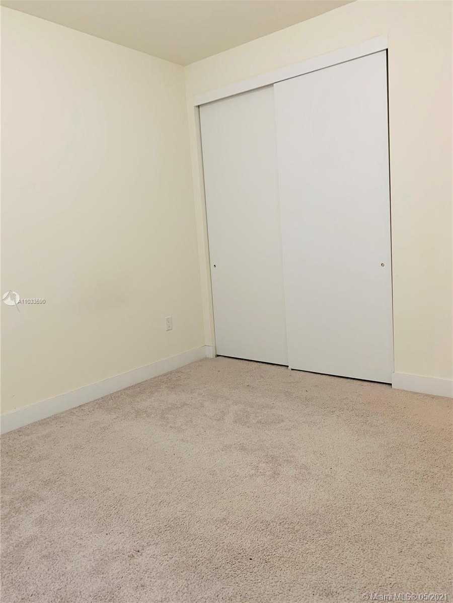 Small Image of 6471 NORTH WEST 104TH CT #6471, Doral Number 12