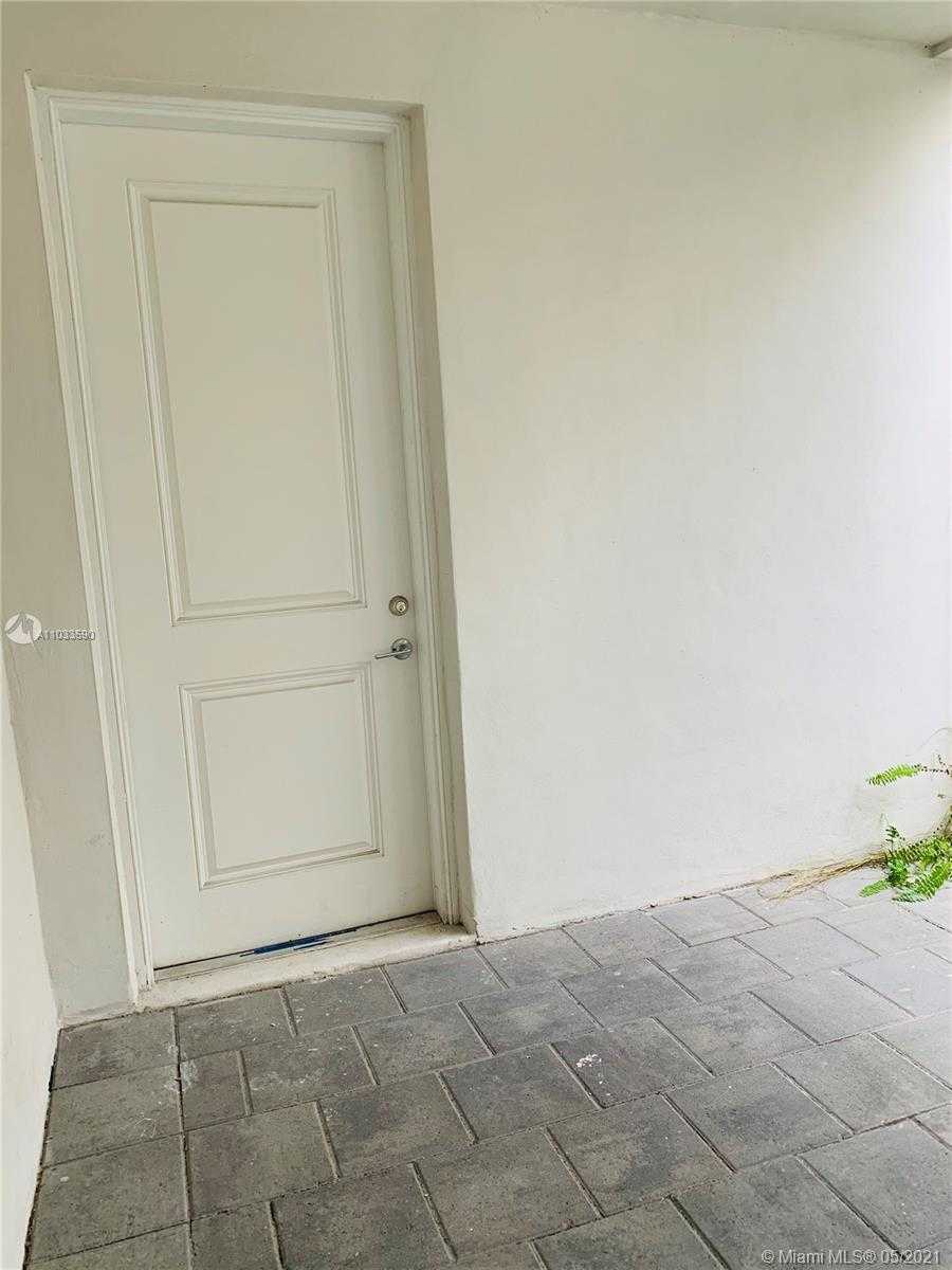 Small Image of 6471 NORTH WEST 104TH CT #6471, Doral Number 28