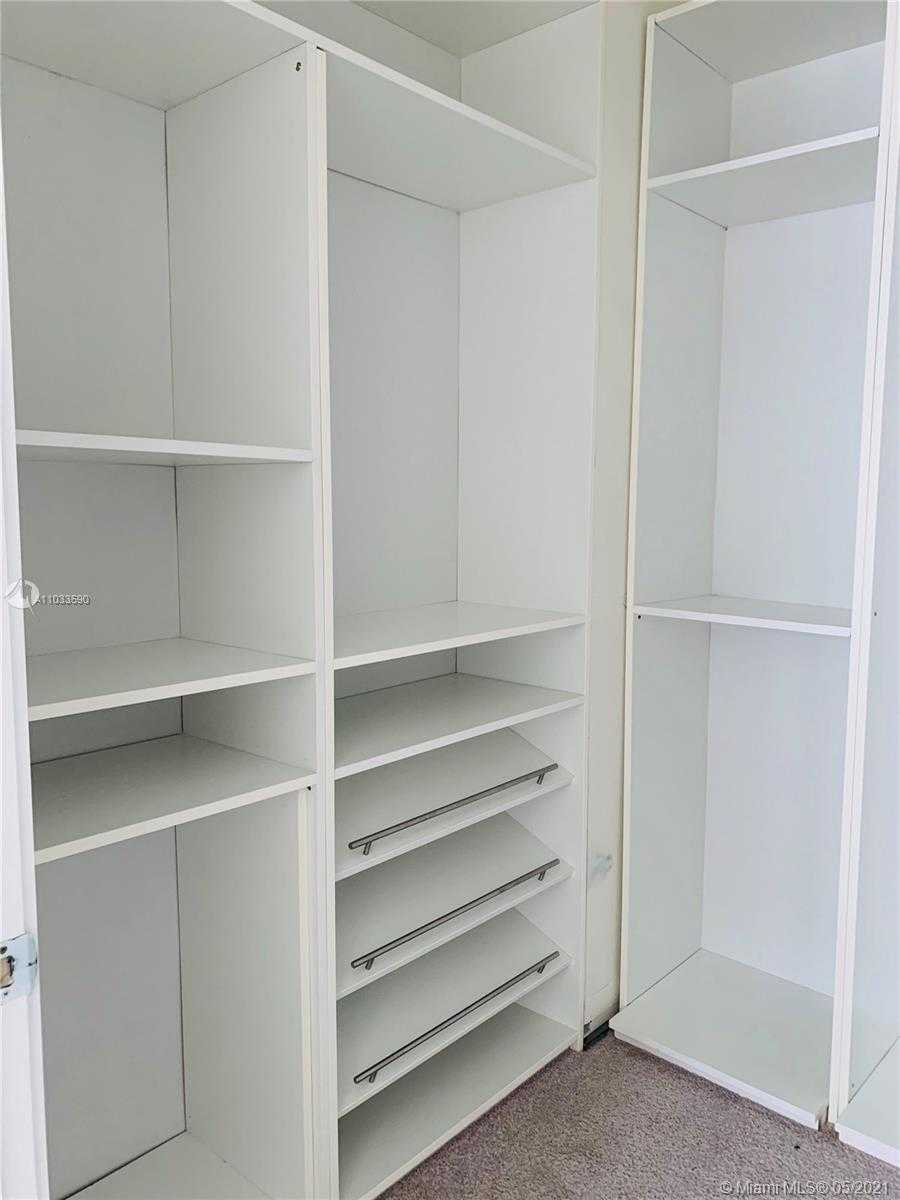 Small Image of 6471 NORTH WEST 104TH CT #6471, Doral Number 5