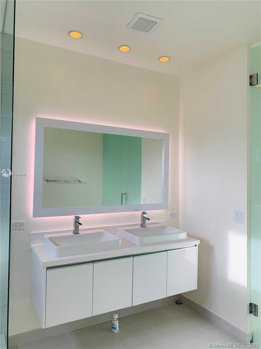 Small Image of 6471 NORTH WEST 104TH CT #6471, Doral Number 7