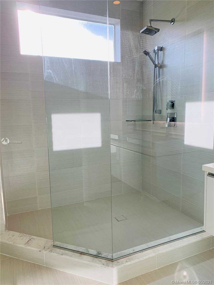 Small Image of 6471 NORTH WEST 104TH CT #6471, Doral Number 8