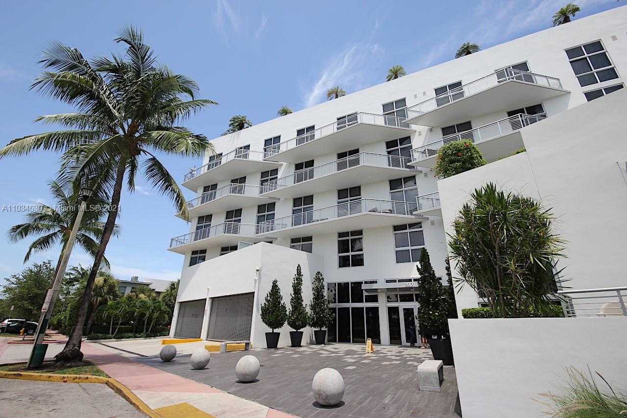 Small Image of 2001 MERIDIAN AVE #314, Miami Beach Number 29