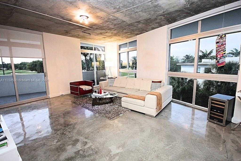Small Image of 2001 MERIDIAN AVE #314, Miami Beach Number 3