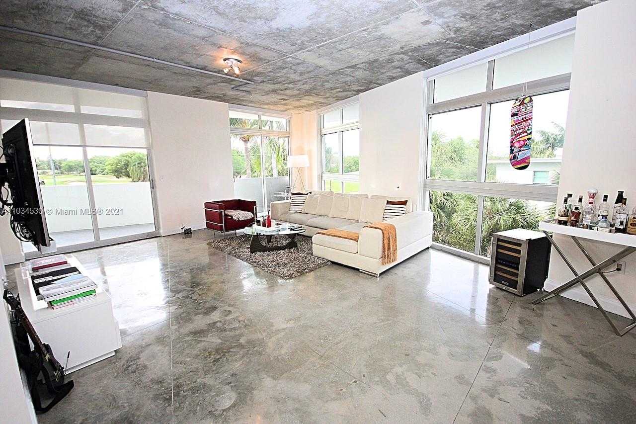 Small Image of 2001 MERIDIAN AVE #314, Miami Beach Number 4