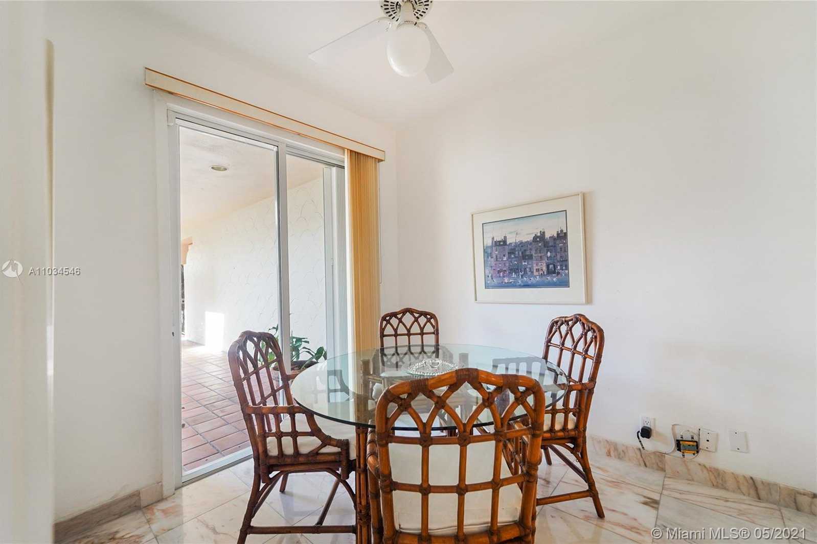 Small Image of 2032 FISHER ISLAND DR #2032, Miami Beach Number 21