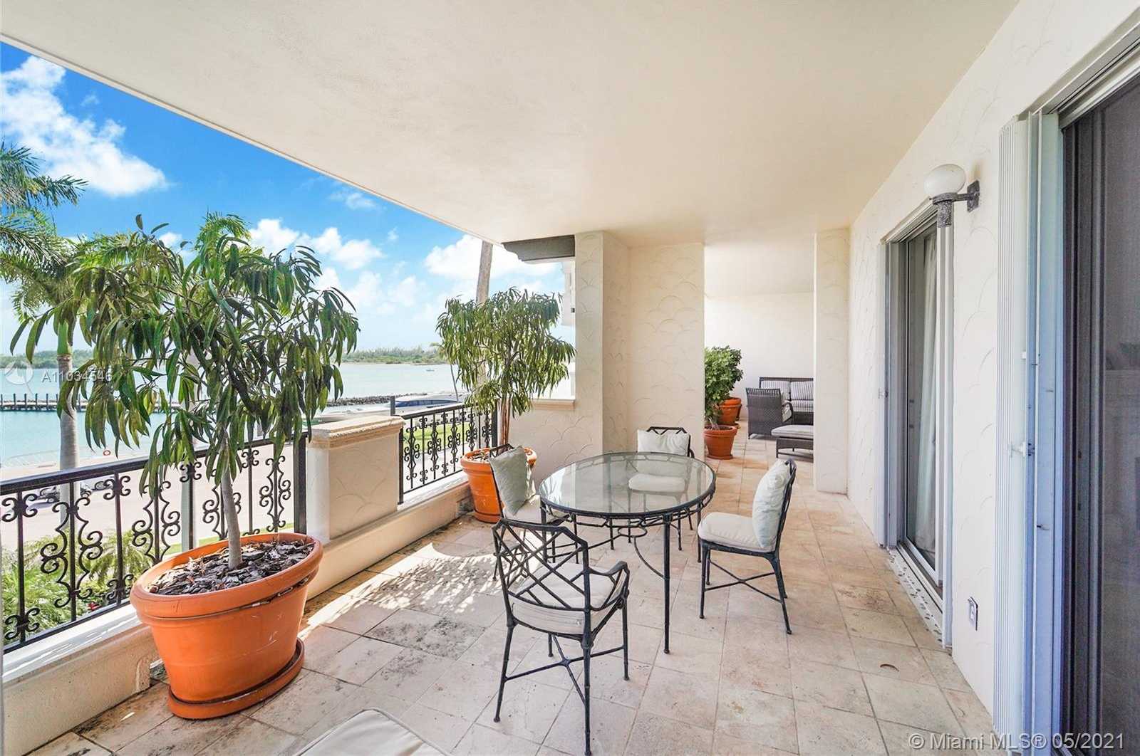 Small Image of 2032 FISHER ISLAND DR #2032, Miami Beach Number 3