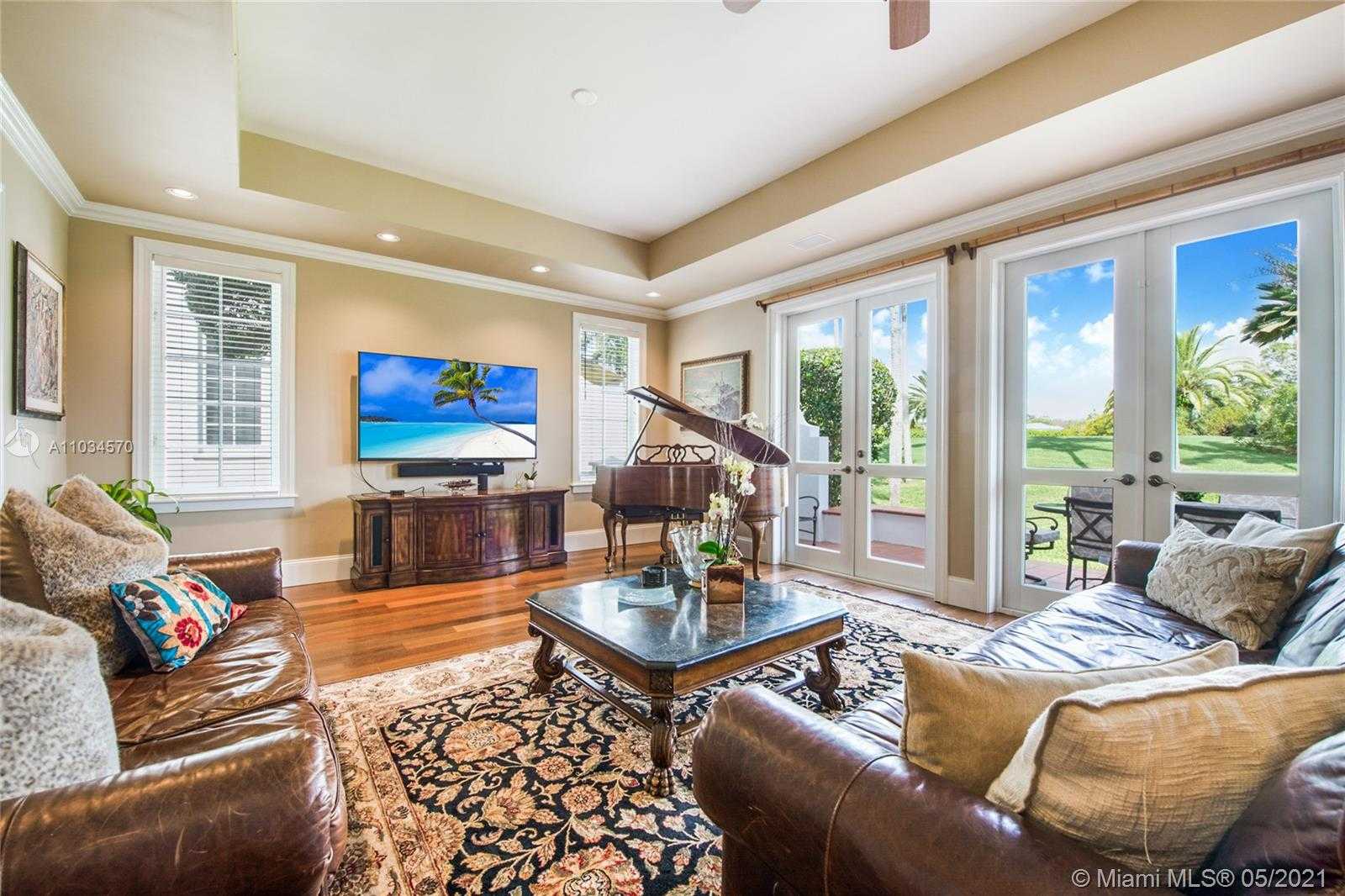Small Image of 1119 CAMPO SANO AVE #4, Coral Gables Number 16