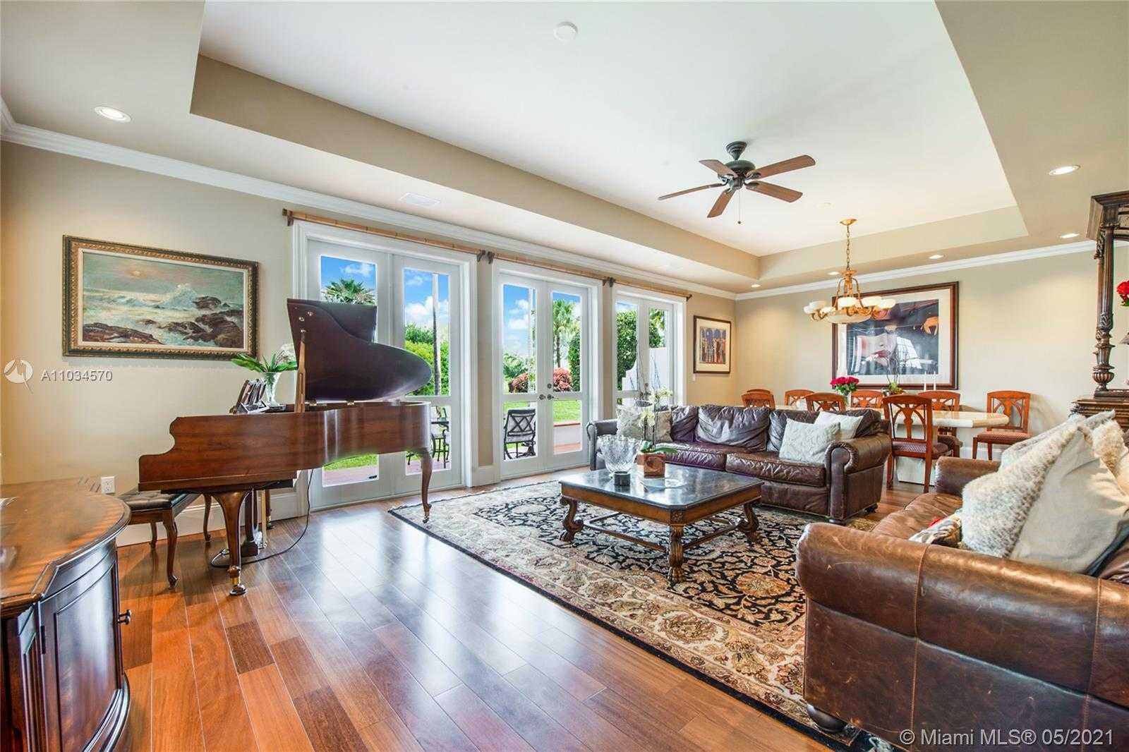 Small Image of 1119 CAMPO SANO AVE #4, Coral Gables Number 17