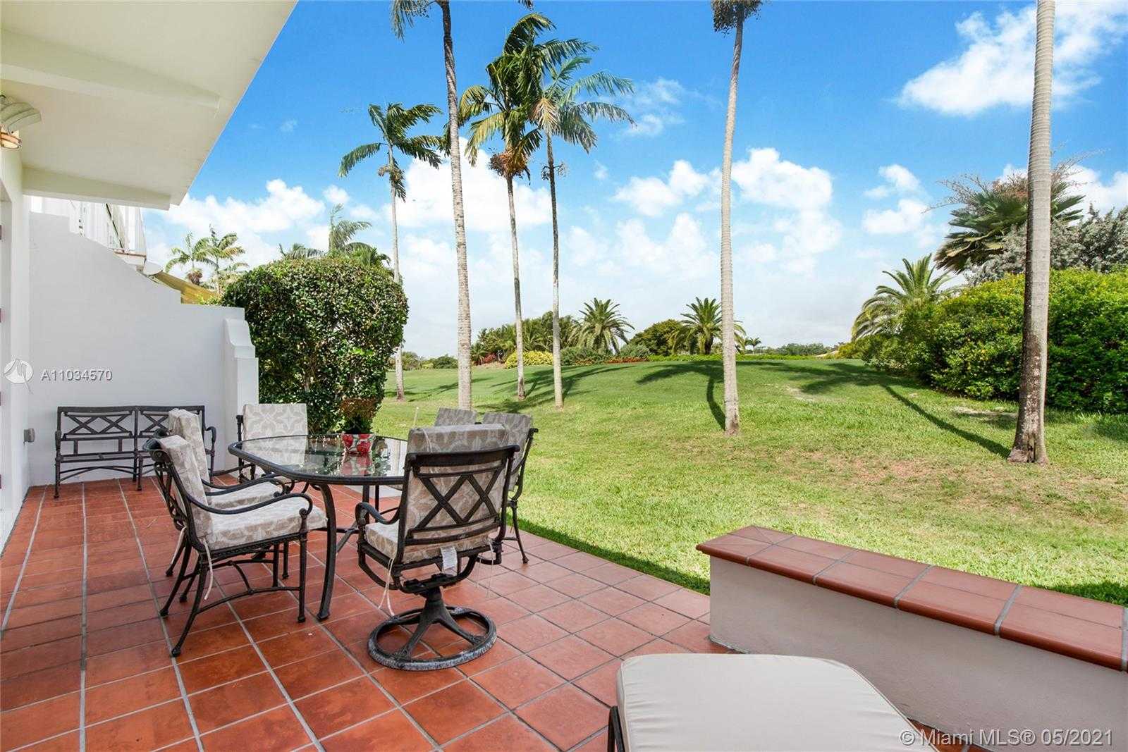 Small Image of 1119 CAMPO SANO AVE #4, Coral Gables Number 4
