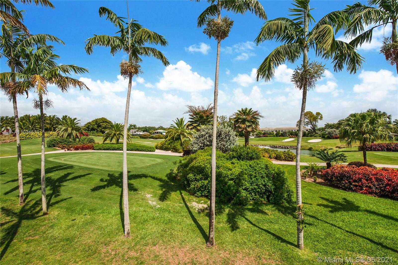 Small Image of 1119 CAMPO SANO AVE #4, Coral Gables Number 6