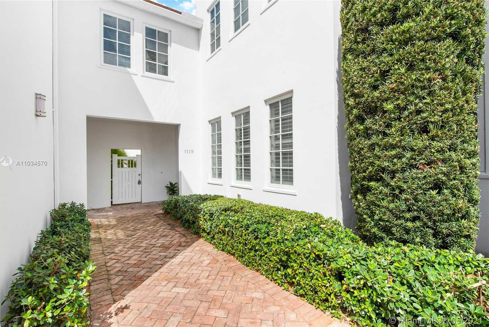 Small Image of 1119 CAMPO SANO AVE #4, Coral Gables Number 9