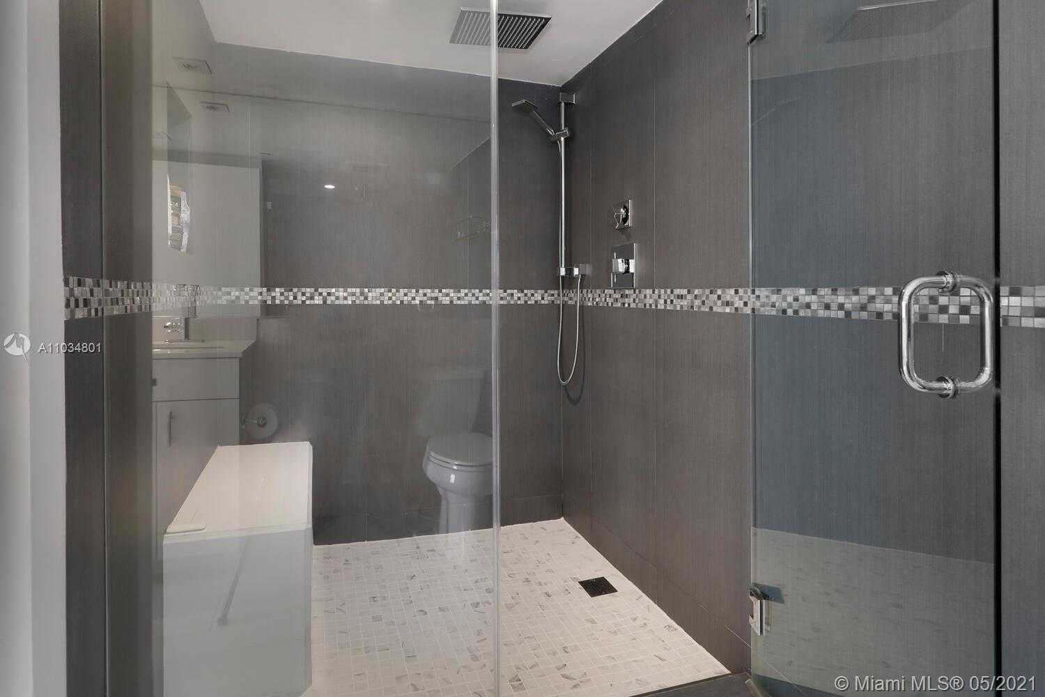 Small Image of 201 CRANDON BLVD #923, Key Biscayne Number 16