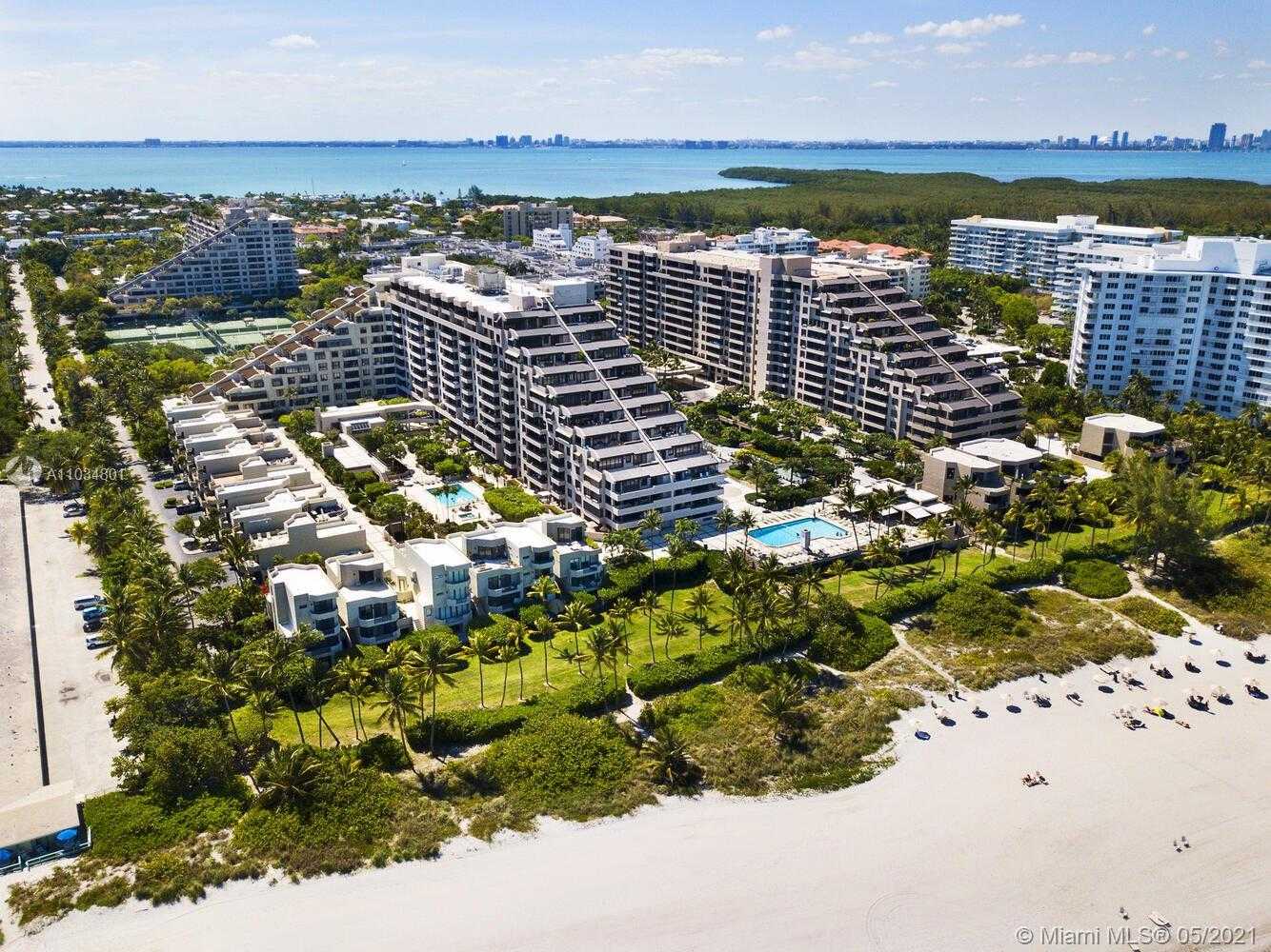 Small Image of 201 CRANDON BLVD #923, Key Biscayne Number 20