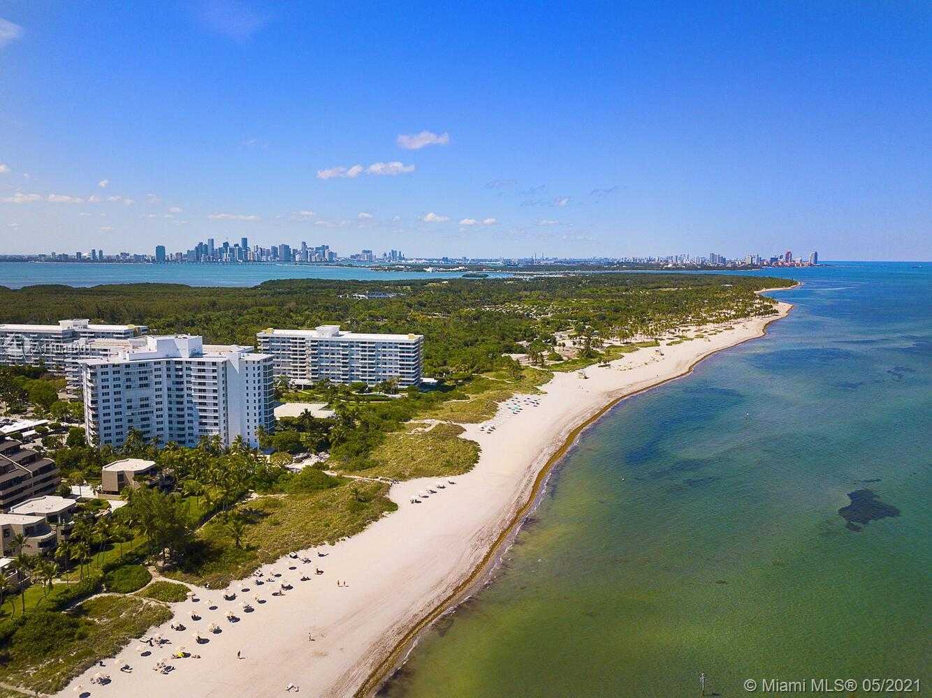 Small Image of 201 CRANDON BLVD #923, Key Biscayne Number 4